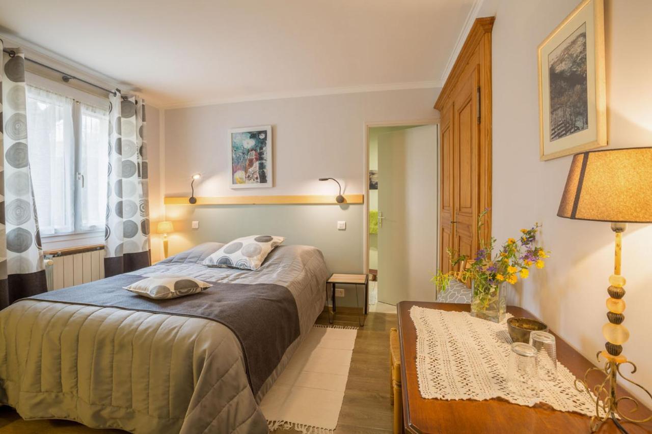 Gite De Groupe 15 A 19P, Parc, Salle De Reception - Chambres D'Hotes En Semaine Villeneuve-de-Berg Ngoại thất bức ảnh