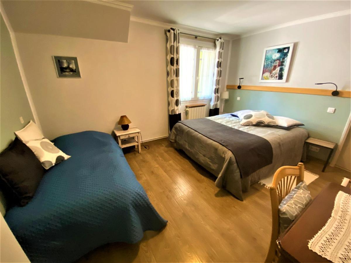 Gite De Groupe 15 A 19P, Parc, Salle De Reception - Chambres D'Hotes En Semaine Villeneuve-de-Berg Ngoại thất bức ảnh