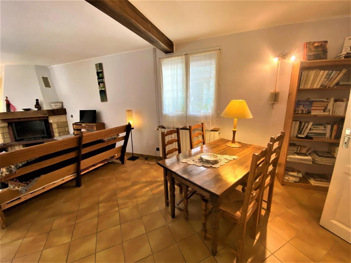 Gite De Groupe 15 A 19P, Parc, Salle De Reception - Chambres D'Hotes En Semaine Villeneuve-de-Berg Ngoại thất bức ảnh